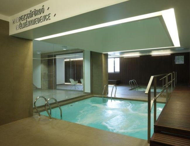 Pécs fürdő, fürdő Pécs, Hotel Laterum Pécs, hotel Pécs, szálloda Pécs, wellness Pécs, pécsi fürdő
